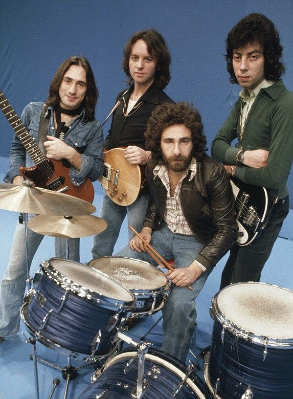 How 10cc Built a Studio Masterpiece From Thousands of Voices