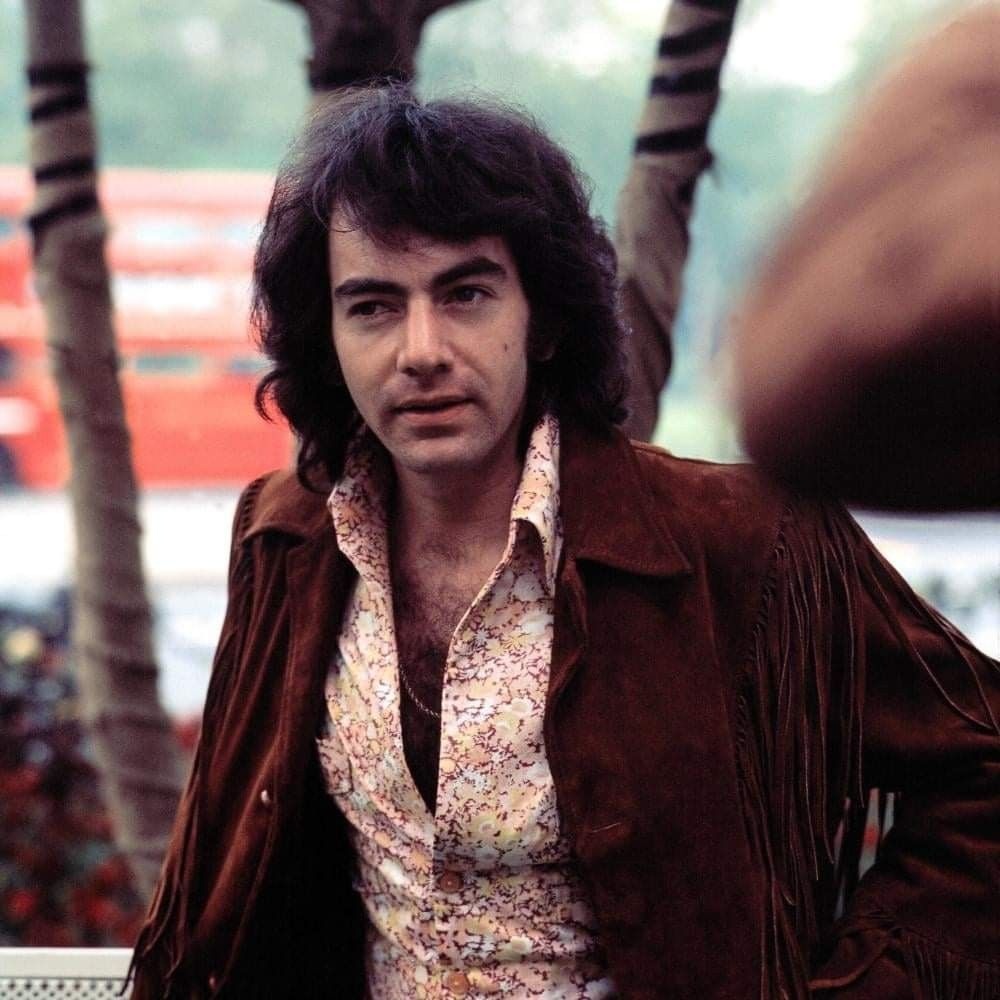 Neil Diamond’s Worldwide Singalong