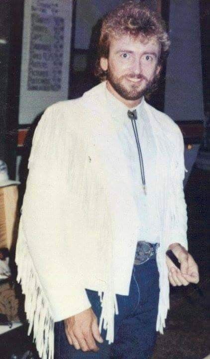 Who is this legendary singer