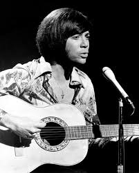 Released in 1968, this heartbreaking ballad turned simple memories into one of the most emotional stories ever told in music. More than fifty years later, its final verse still leaves listeners speechless.