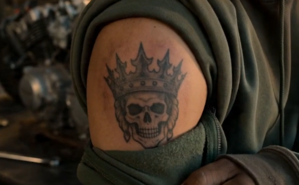The Broken Crown Luis Ortega Told Mateo to Hide