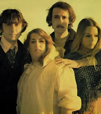 A Cold New York Winter Created One of California’s Most Famous Songsss