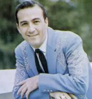 Willie Nelson Tried to Sell This Song for $500 — Faron Young Refused