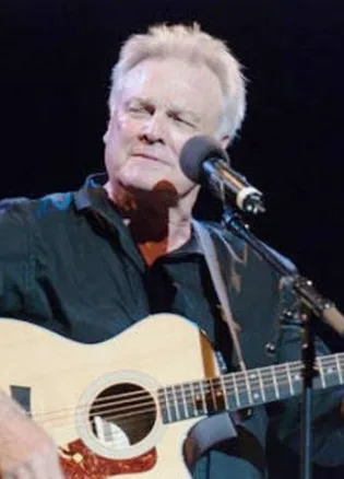 The British Invasion Was Taking Over America — So Tommy Roe Wrote “Sweet Pea” to Survive