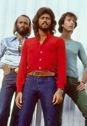 The Bee Gees’ Drummer Had to Leave — Then a Tape Loop Helped Make “Stayin’ Alive”