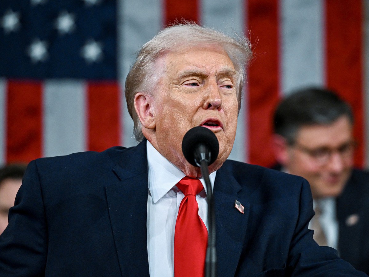 BREAKING NEWS – Fox News Interrupts Programming for Trump Announcement