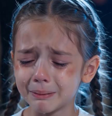 When A Cruel Society Queen Publicly Humiliated A Bruised Little Orphan Girl In A Luxury Ballroom, One Tiny Engraved Pearl Exposed A Shocking Family Secret That Changed Everything Forever.