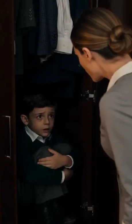 THE SILENT WITNESS OF VALENTI MANOR: THE SOLDIER, THE SECRET, AND THE BOY IN THE CLOSET