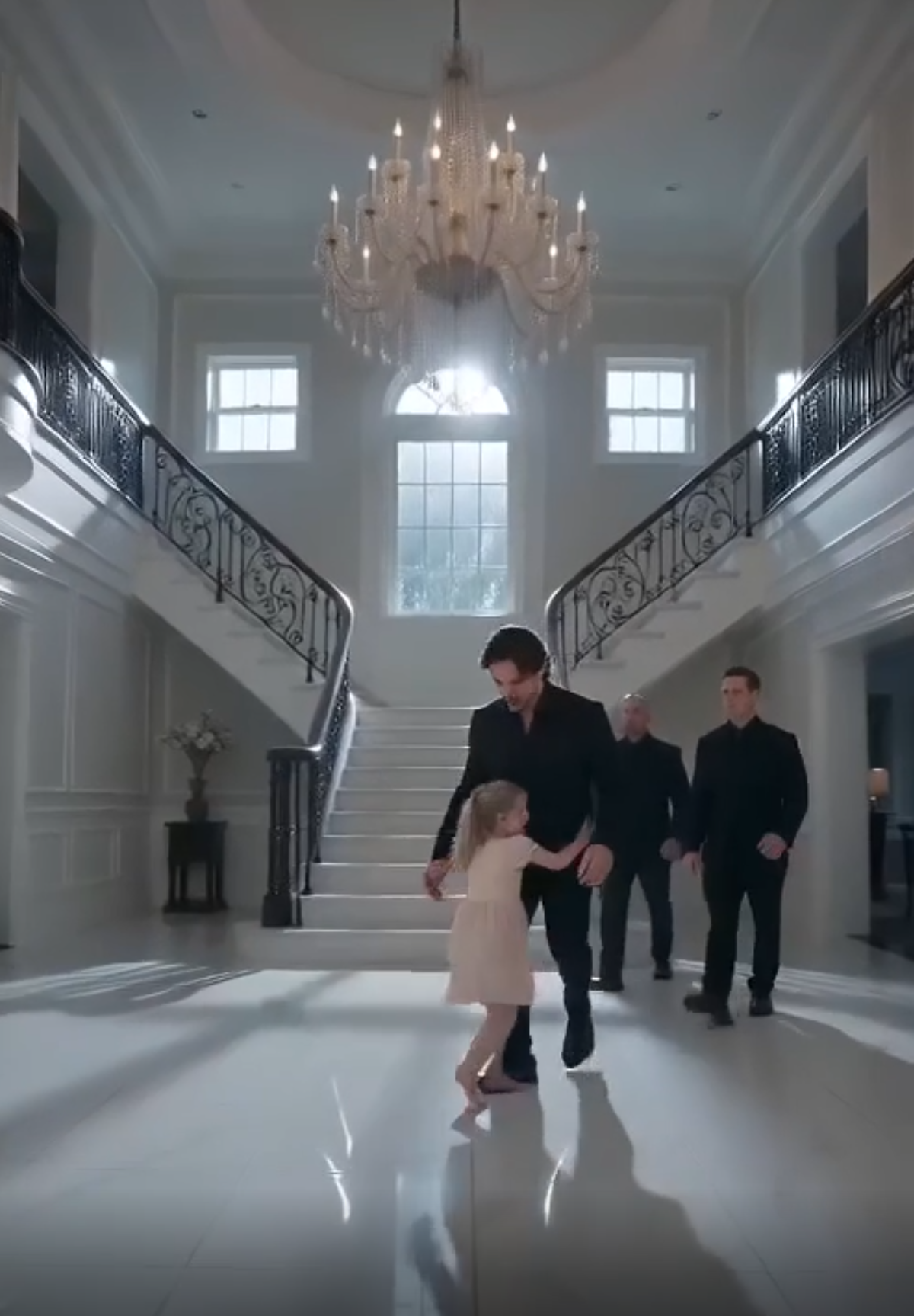 Her Daughter Whispered, “Mommy Is Under the Floor”—What They Found Beneath the Mansion Changed Everything