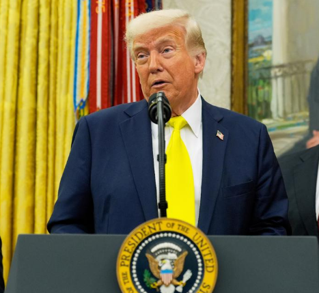 ok President Trump has to stop live speech as he rushed from podium after ‘medical emergency’