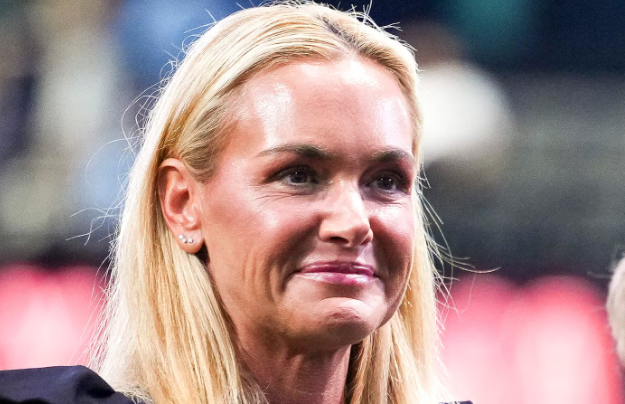 At 48, Vanessa Trump discloses that she has been diagnosed with…