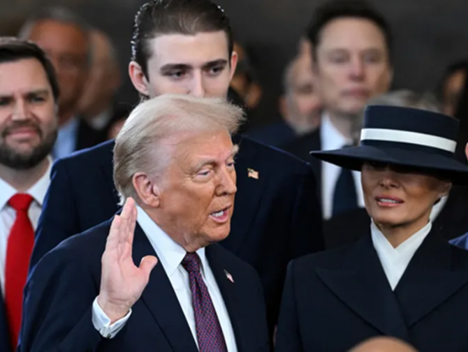 Trump Air Force One Fall Claims Unverified 1