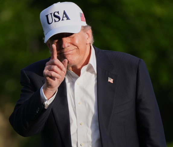 Trump Just FIRED Him In Front of Everyone – Escorted Out By Police…