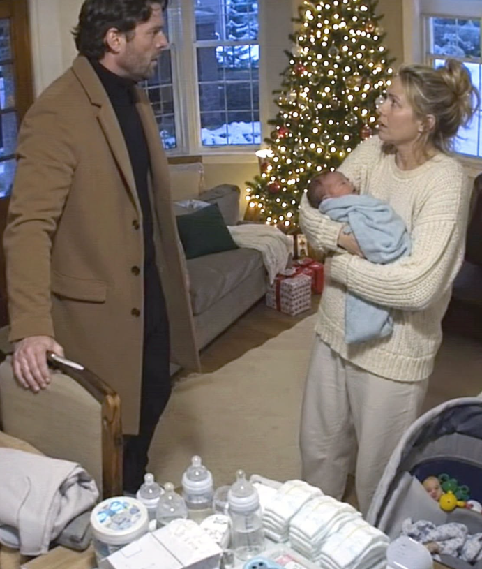 I walked into my ex-wife's house on Christmas Eve ready to expose the man I believed had stolen my place. I was furious, convinced she had moved on while I was still drowning in regret. But instead of finding another man, I found a newborn baby... and in a single heartbeat, everything I believed about my life shattered.