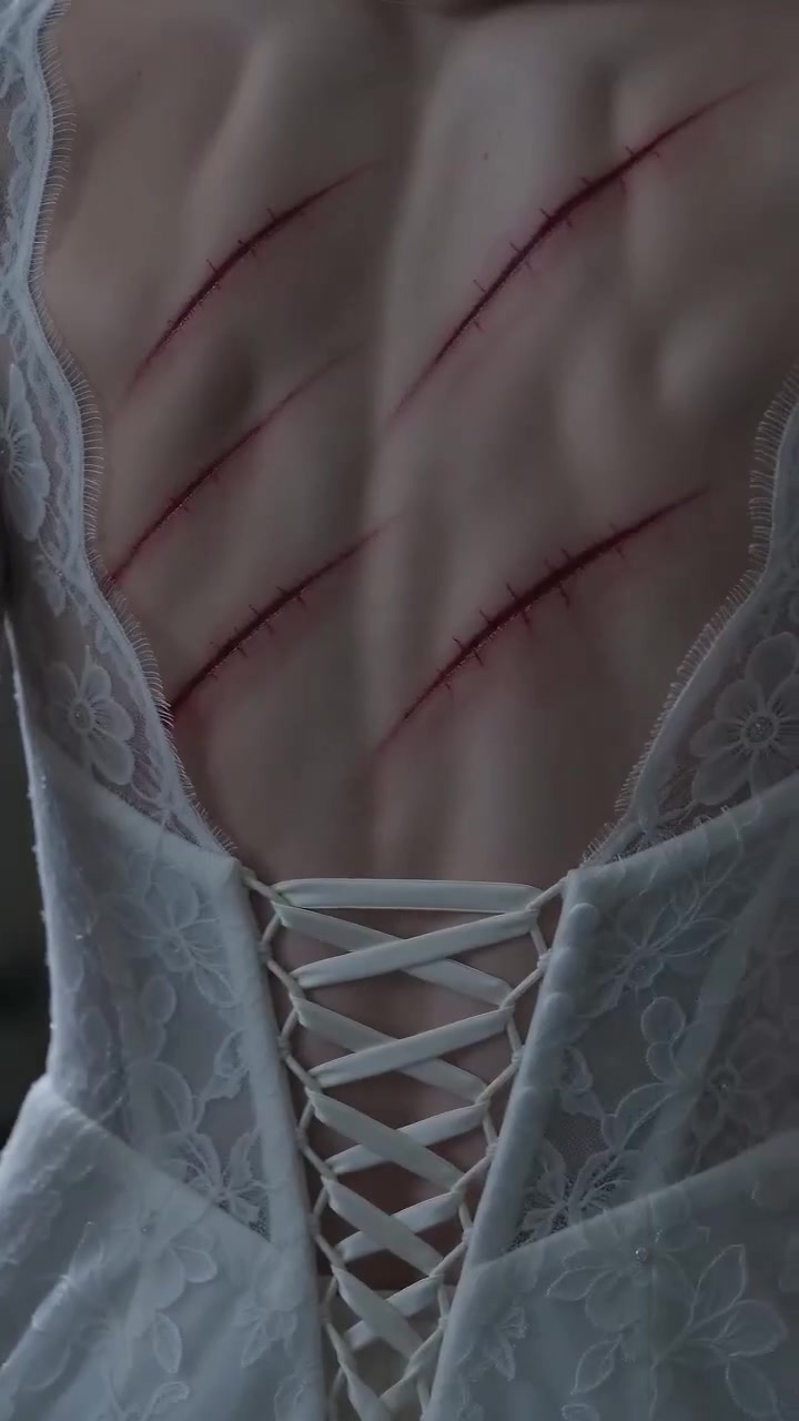 He married her to destroy her father—but when her wedding dress tore open, the scars on her back changed everything.