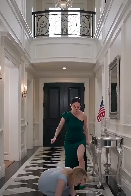 "She actually believed that one brutal, calculated strike to a billionaire’s pregnant wife—hidden away in the soundproof safety of a VIP hospital suite—would quietly erase her only obstacle. She was dead wrong.