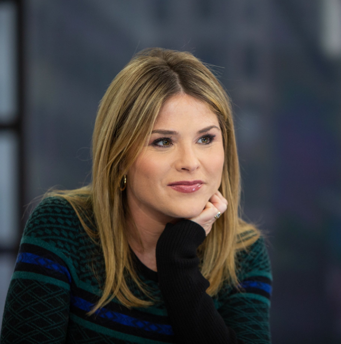 DRAMATIC! Savannah Guthrie surprised fans by hinting she and her husband may have been living apart for some time: “I didn’t want to say this, but I have to…” - See details in comments