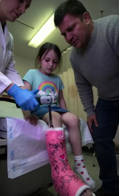 I Was Removing A 6-Year-Old Girl’s Leg Cast When My Saw Hit Something Hard..