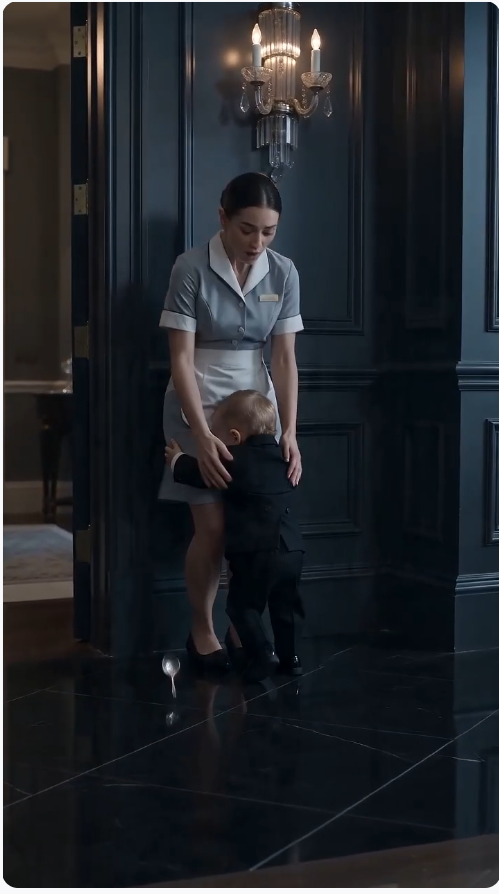 A widowed billionaire invited three glamorous women to his mansion to see who could become the perfect mother for his son…