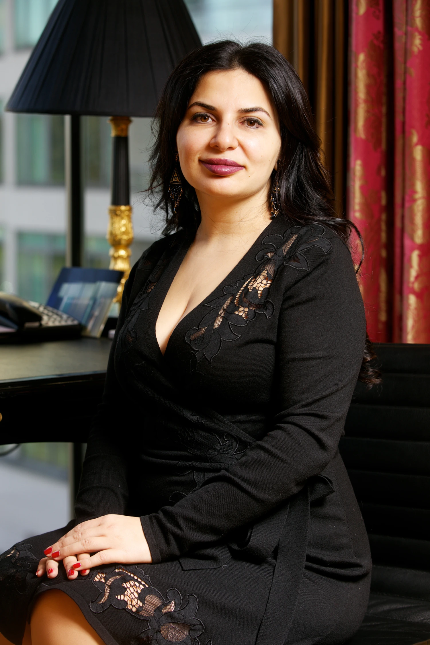 SHE BUILT A $4 BILLION “BITCOIN KILLER”—THEN BOARDED A PLANE AND VANISHED