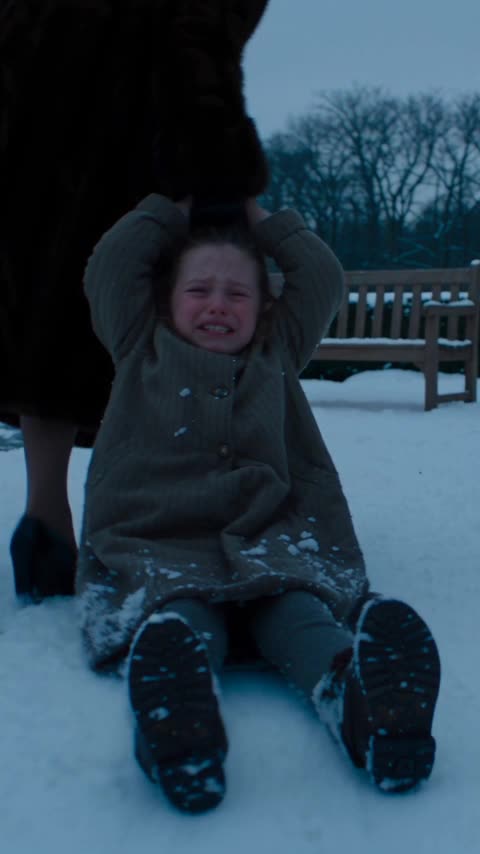 Stallone Found His Daughter Crying in the Snow and Grandma Never Expected His Response