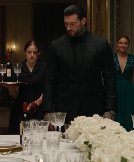 THE MAFIA BOSS ASKED WHAT REALLY HAPPENED AND VANESSA ONCE AGAIN TRIED TO ANSWER FOR THE MAID