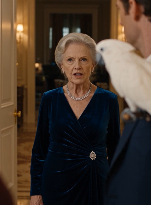 THE PARROT REVEALED THE FAMILY’S DARKEST SECRET