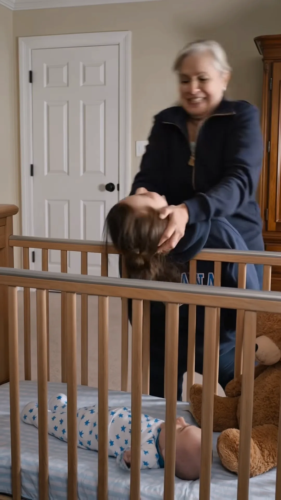 THE NIGHT I FOUND MY MOTHER HOLDING MY DAUGHTER UPSIDE DOWN