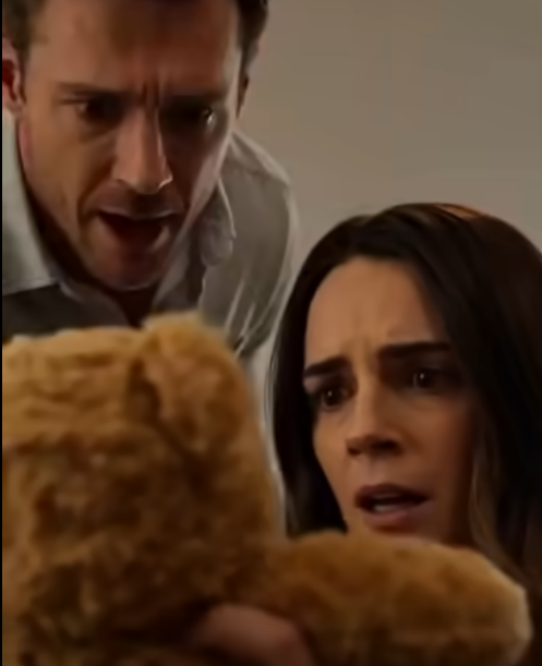 MY SIX YEAR OLD DAUGHTER ASKED WHY HER TEDDY BEAR WAS BLINKING. THEN MY MOTHER IN LAW’S RECORDED VOICE SAID, “PLACE IT NEAR THEIR BEDROOM BEFORE THE CUSTODY HEARING.”