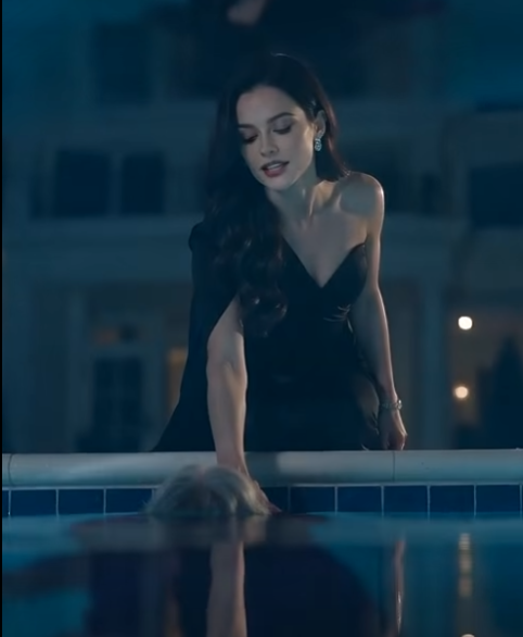 I WALKED INTO MY MANSION CARRYING RED ROSES AND FOUND MY FIANCÉE PEELING MY SEVENTY EIGHT YEAR OLD MOTHER’S FINGERS FROM THE POOL EDGE. THEN THE CAMERA ABOVE THEM REVEALED WHO HAD BEEN DRUGGING HER INSIDE MY OWN HOUSE.
