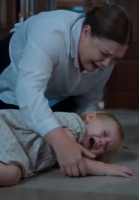 THE BILLIONAIRE’S FIANCÉE SHOVED THE MAID’S THREE YEAR OLD DAUGHTER OFF HIS MOTHER’S PIANO. THEN THE CHILD LOOKED UP WITH HIS EYES AND REVEALED THE SECRET THAT DESTROYED THE WEDDING.
