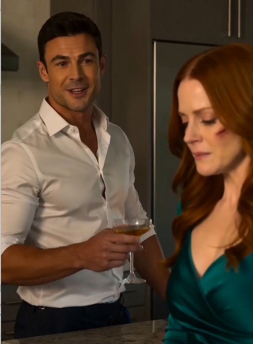"Julián smiled as he lifted his tequila glass. 'I slapped her instead of buying a birthday gift.' Ernesto quietly removed his wristwatch, looked him in the eye, and replied, 'You just confessed to assaulting my daughter in front of thirteen witnesses. The performance is over.'"