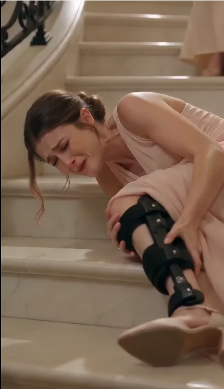 MY FIANCÉE ACCUSED MY LITTLE SISTER OF RUINING OUR ENGAGEMENT GALA—THEN A PHONE VIDEO EXPOSED WHAT REALLY HAPPENED ON THE STAIRCASE