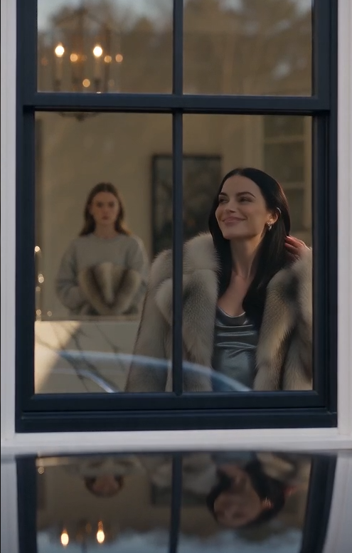 She Walked Into My House, Threw Me Her Coat… She Didn’t Know I Owned Everything