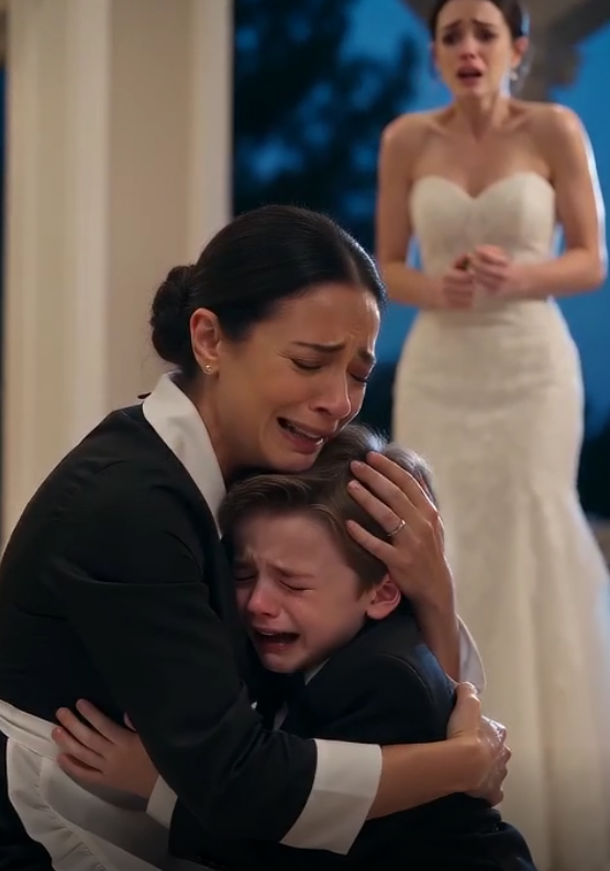 “SHE LOCKED ME IN!” THE LITTLE BOY SCREAMED THROUGH THE GLASS—THEN THE GROOM SAW WHAT WAS ON HIS WRIST. 😳