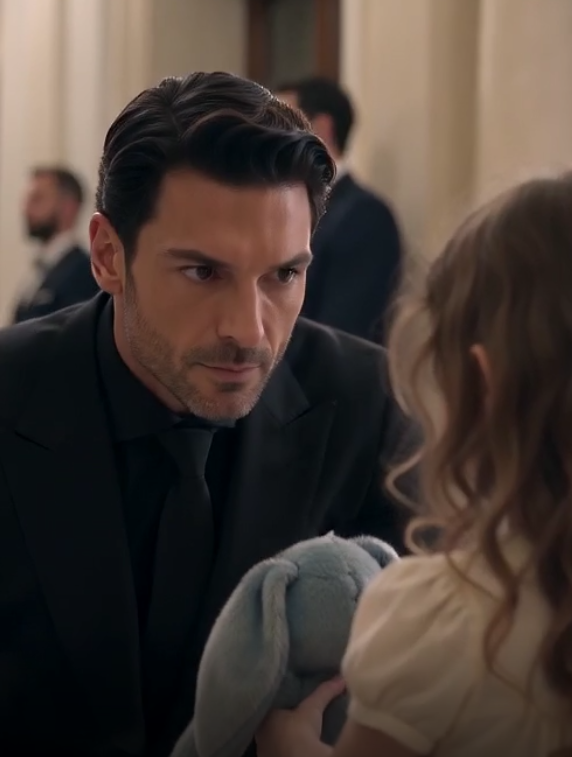THE MOMENT ALESSANDRO RIPPED OPEN THE RABBIT’S EAR, EVERY ARMED MAN IN THE ROOM REACHED FOR HIS GUN.