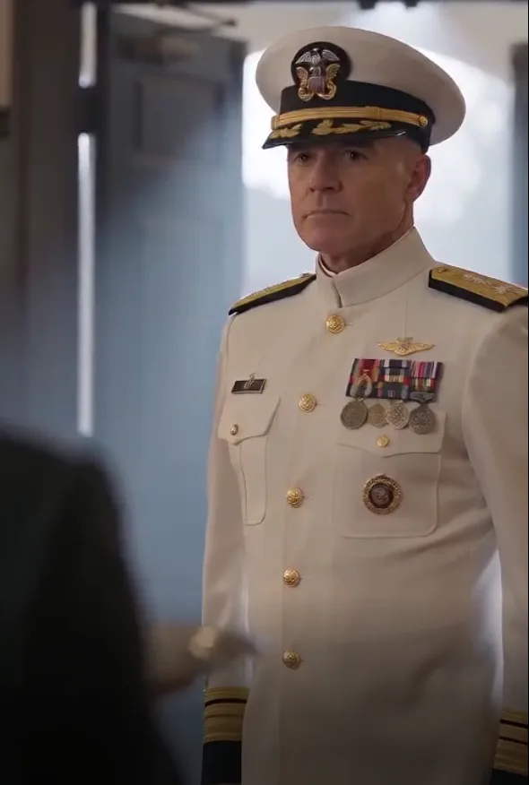 SHE TOLD THE WHOLE TOWN I WAS A NAVY WASHOUT—THEN AN ADMIRAL WALKED ACROSS THE HALL AND SALUTED ME