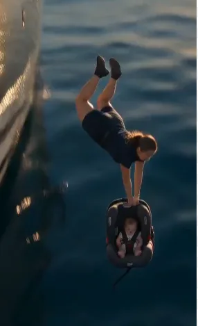 Chloe said Sarah threw Lily overboard—but the yacht’s camera had already recorded whose hands were really on the carrier.