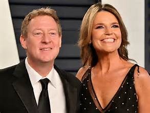 DRAMATIC! Savannah Guthrie surprised fans by hinting she and her husband may have been living apart for some time: “I didn’t want to say this, but I have to…” - See details in comments👇👇👇