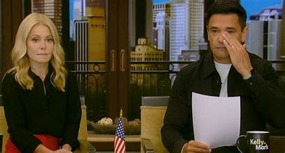 UNABLE TO HOLD BACK TEARS: Mark Consuelos "breaks down" on live television, the 6 words he utters bring Kelly Ripa to tears. The entire audience falls silent, watching