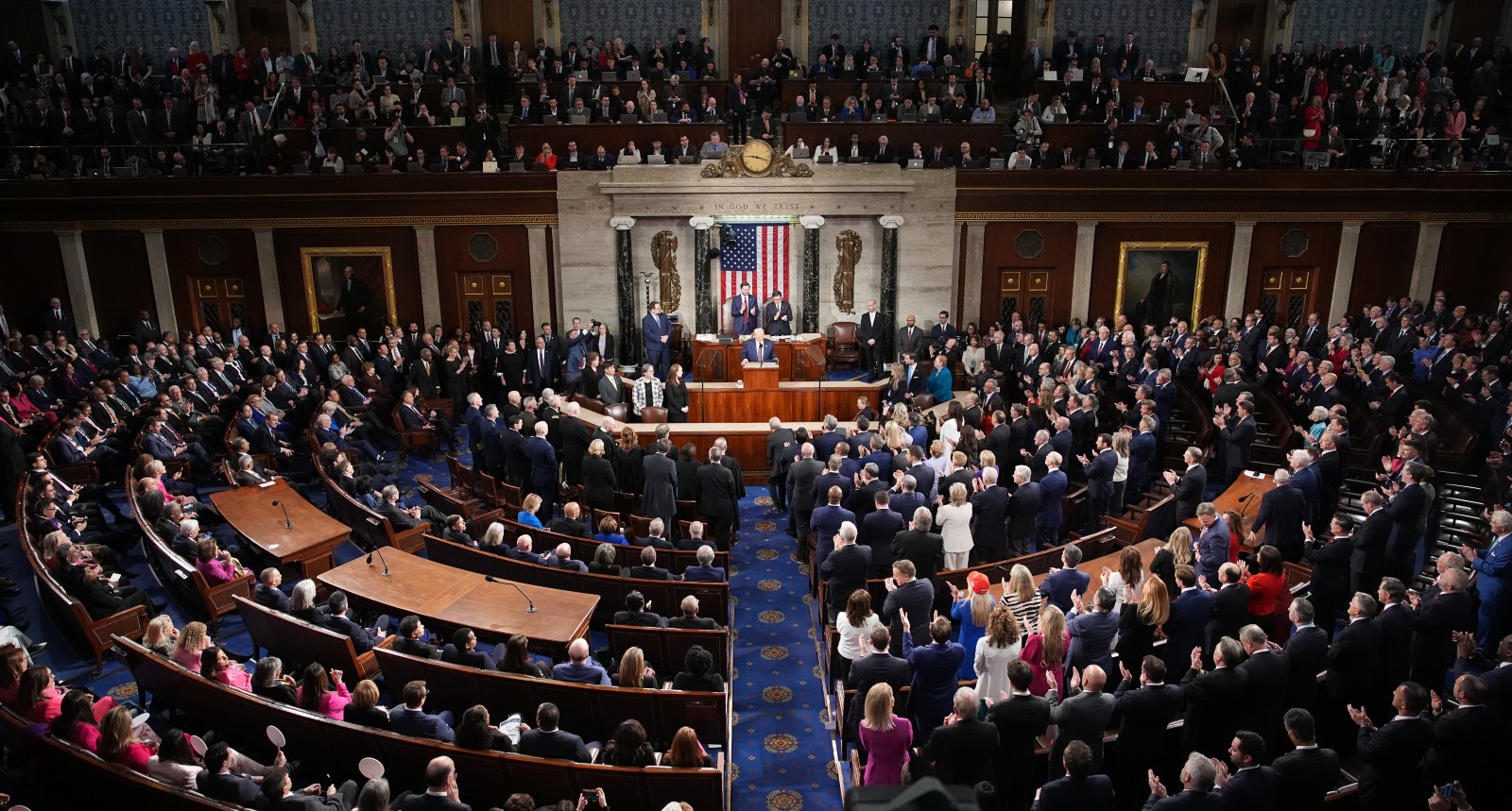 Top Democratic Congress Member COLLAPSES On House Floor During Animated Protest Against President Donald Trump