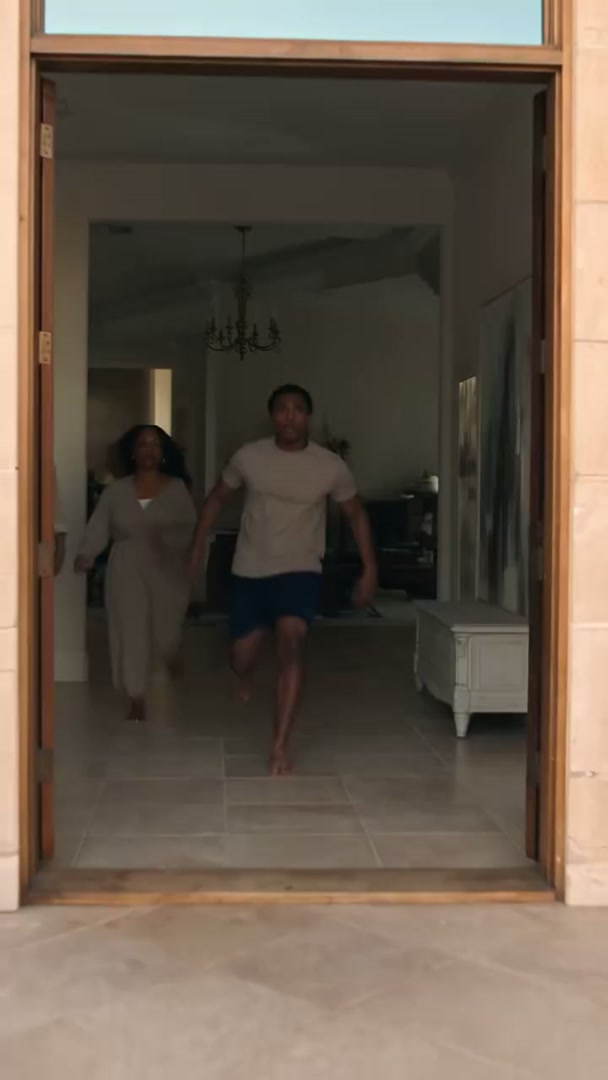 THE GLASS HOUSE OF CARDS THAT CRUMBLED WHEN THE SMART HOME PANEL WENT DEAD