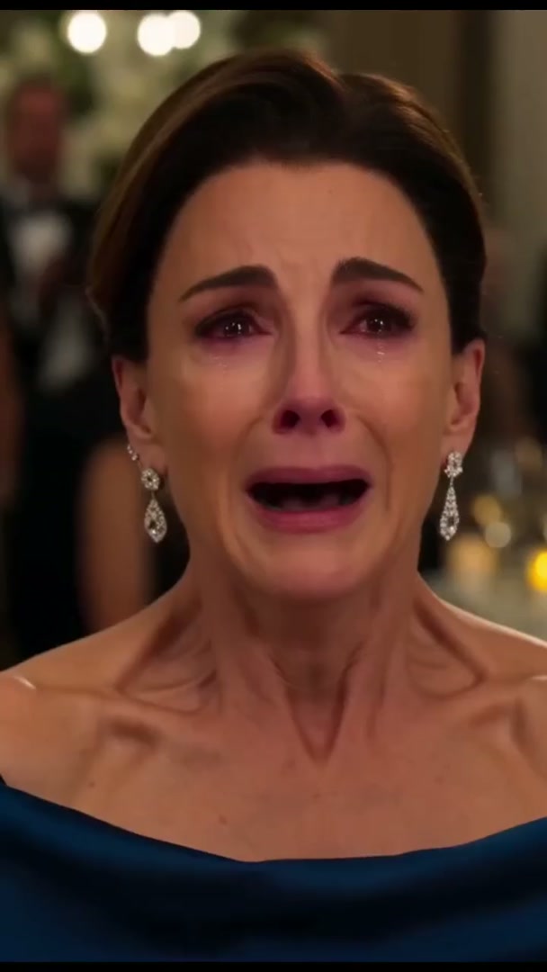 THE GIRL IN THE YELLOW DRESS WHO NEVER BAKED BREAD IN THAT KITCHEN