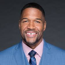 MICHAEL STRAHAN MAKES BLUNT 3-WORD STATEMENT REGARDING HIS FUTURE ON ‘FOX NFL SUNDAY’ AFTER ‘QUITTING GMA’ RUMORS