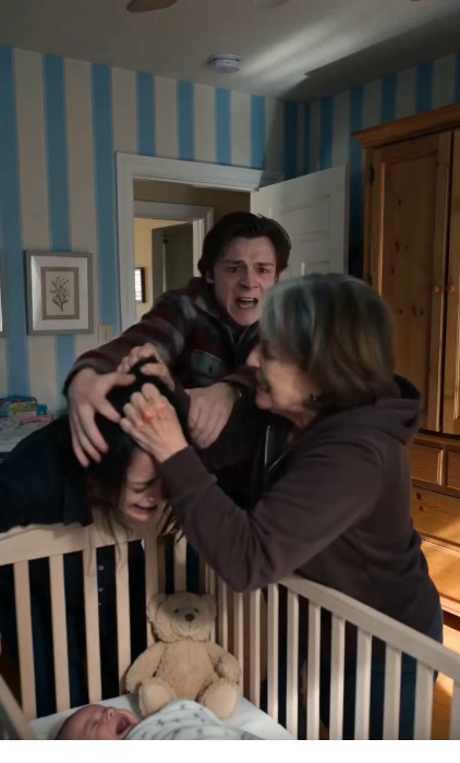 La noche en que Evan entró en la habitación del bebé y descubrió la verdad sobre su propia familia