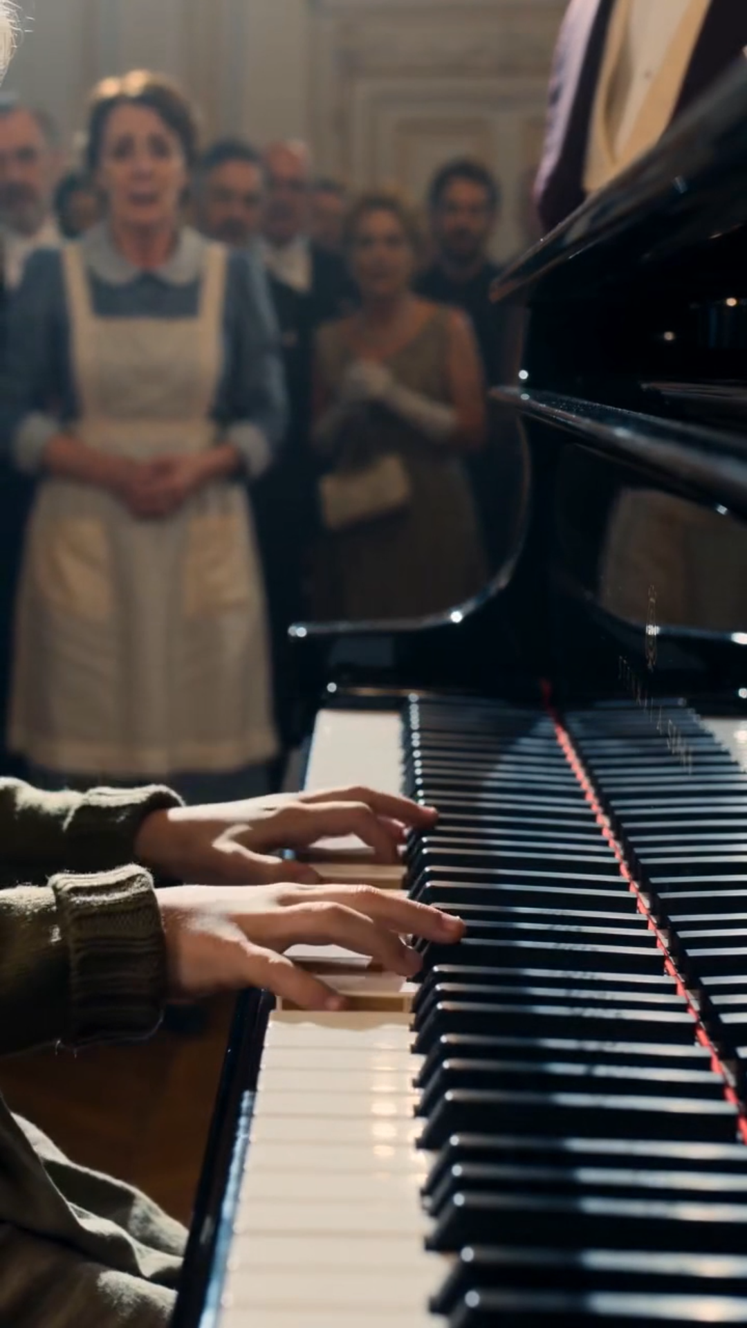 LA FILLE DEVANT LE PIANO