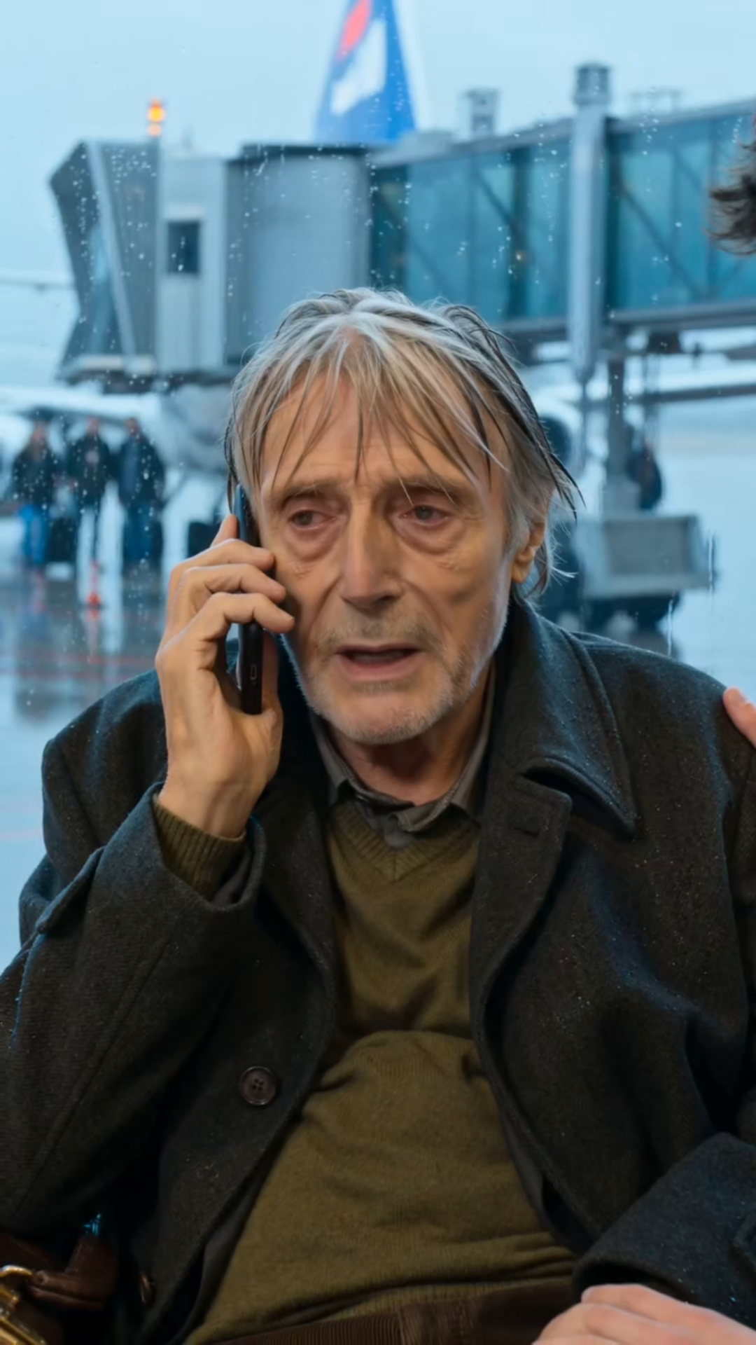 L’HOMME DU TERMINAL B4