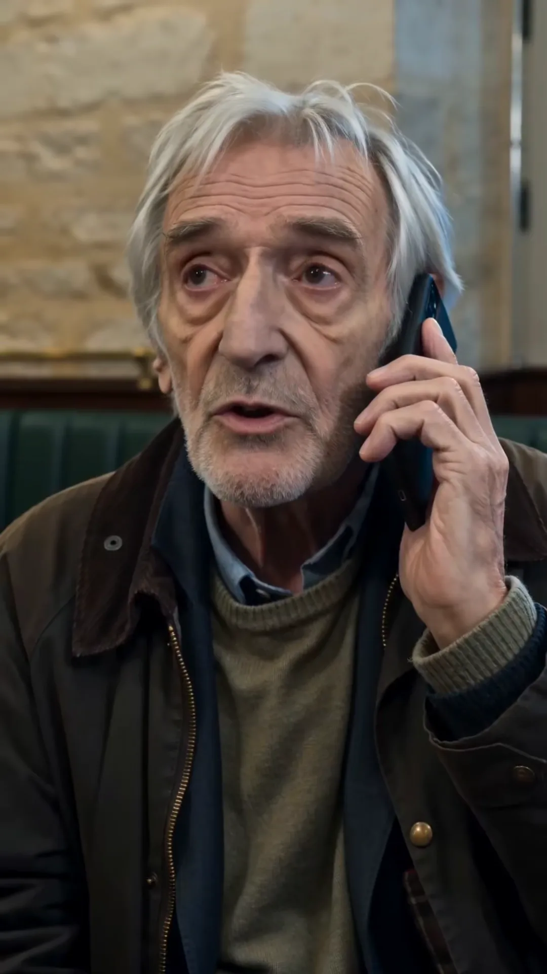 L’HOMME QU’ON PRENAIT POUR UN PAUVRE CLIENT