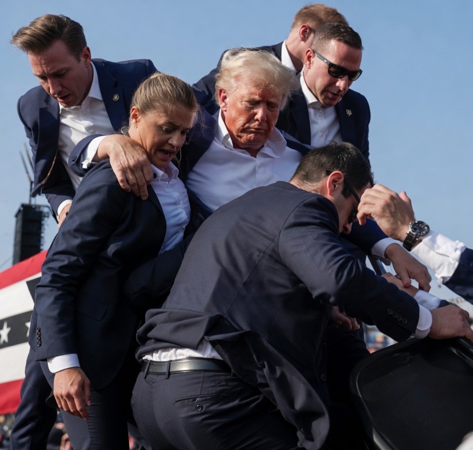 BREAKING: Donald Trump Reportedly Hospitalized — Sudden Development Sparks Concern