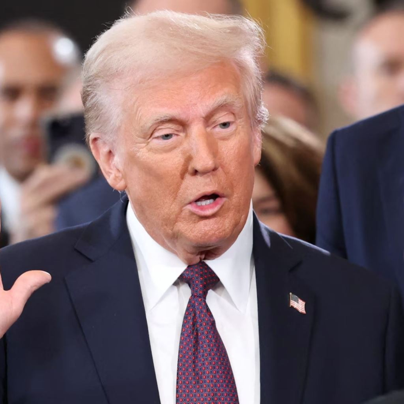 Donald Trump has physical at Walter Reed Medical Center